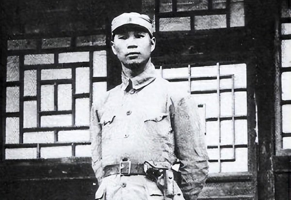 联丰配资 1997年国企面临下岗潮，杨成武怒言：让工人自生自灭，我不同意
